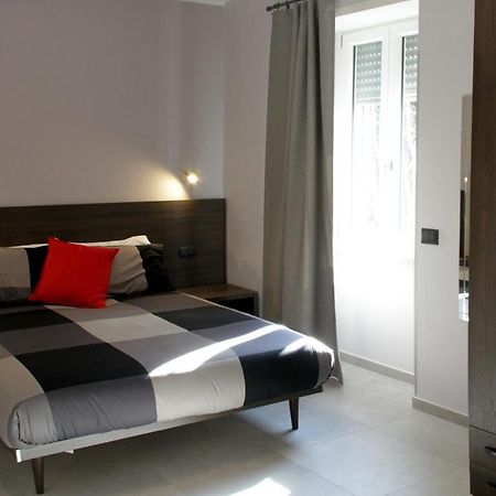Easyroom Frosinone - Casello Autostradale Exterior foto